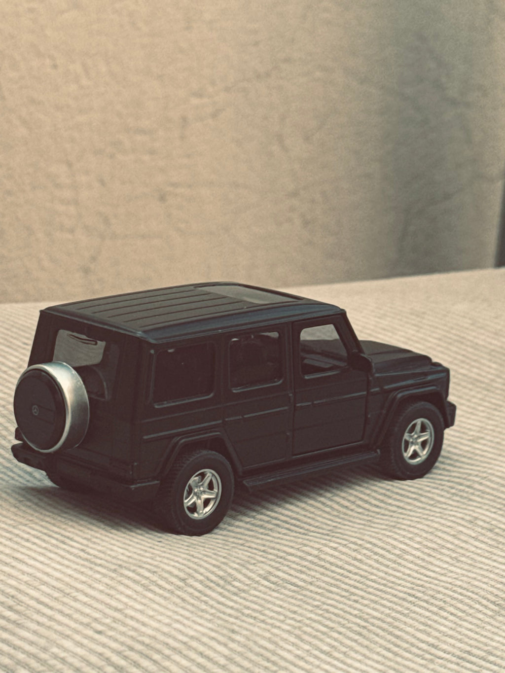 Mercedes G Wagon Model Car